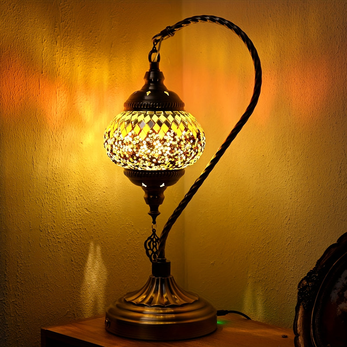 Portable Desk Lamp with a Rechargeable Feature, Inspired by Turkish And Moroccan Designs. This Bohemian Night Light Has a Swan-Neck Shape And Offers Three Color Settings. It Is Made of Mosaic Colored Glass And Comes with a 5000 Mah Battery